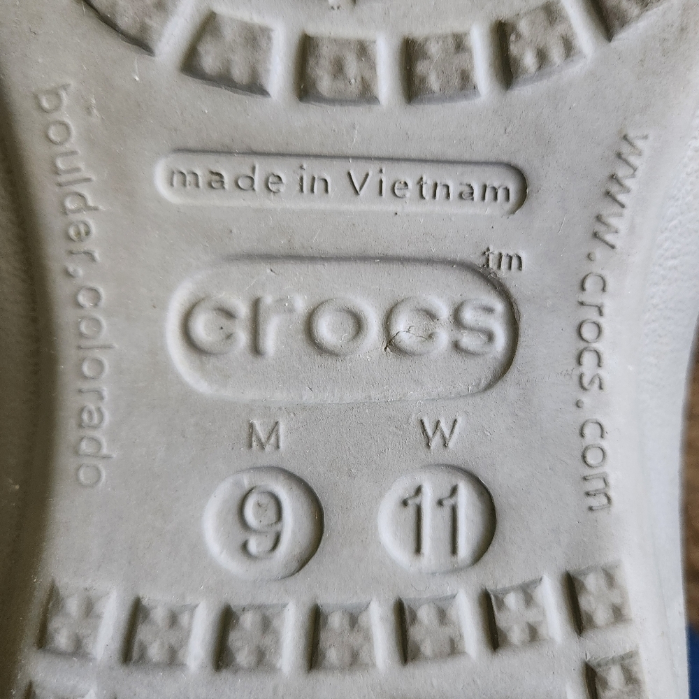 Crocs Flip Flops Women's 11 Men's 9 Gray Purple Outdoors Summer Beach - Picture 6 of 6